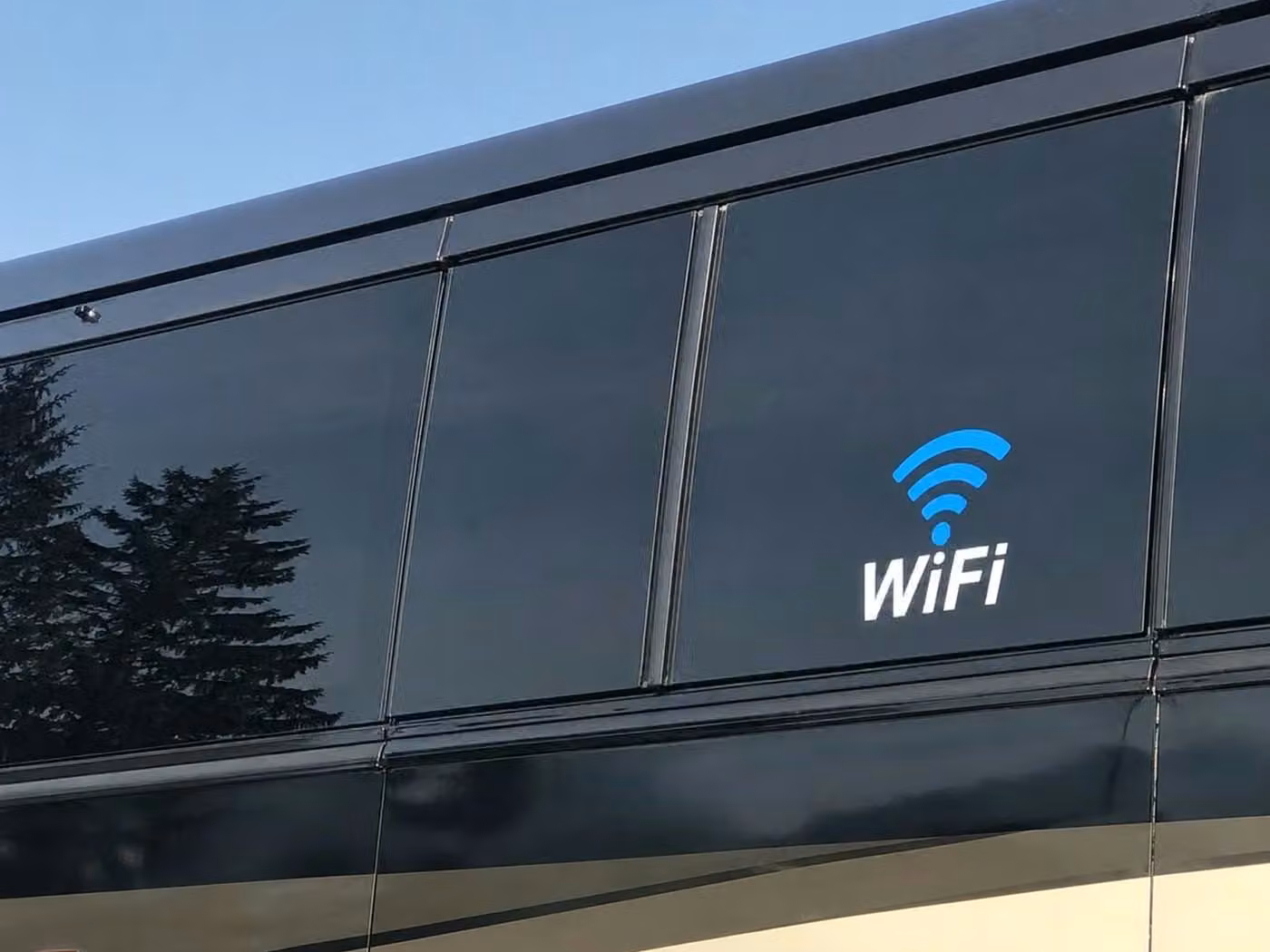 estero 20 passenger minibus wifi