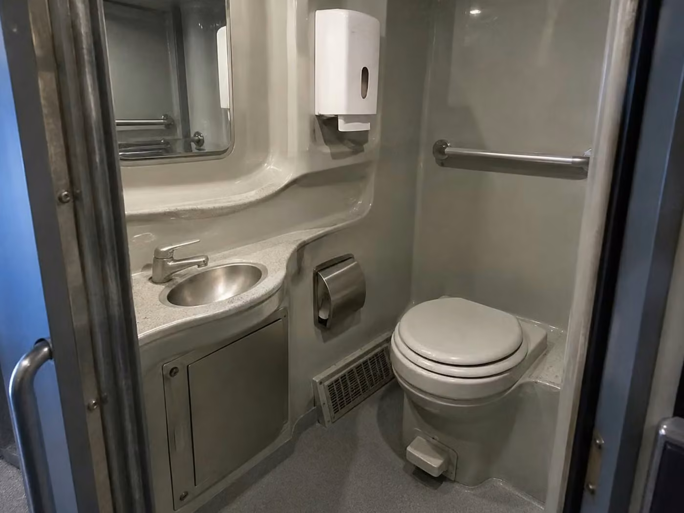 estero 56 passenger charter bus onboard restroom