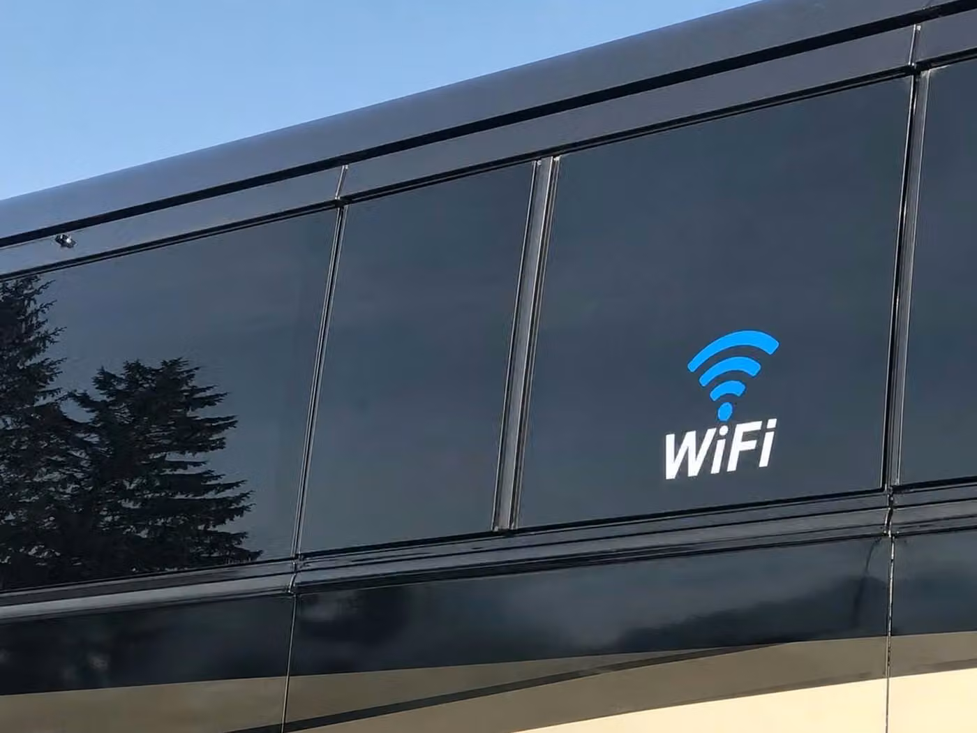 estero 56 passenger charter bus wifi
