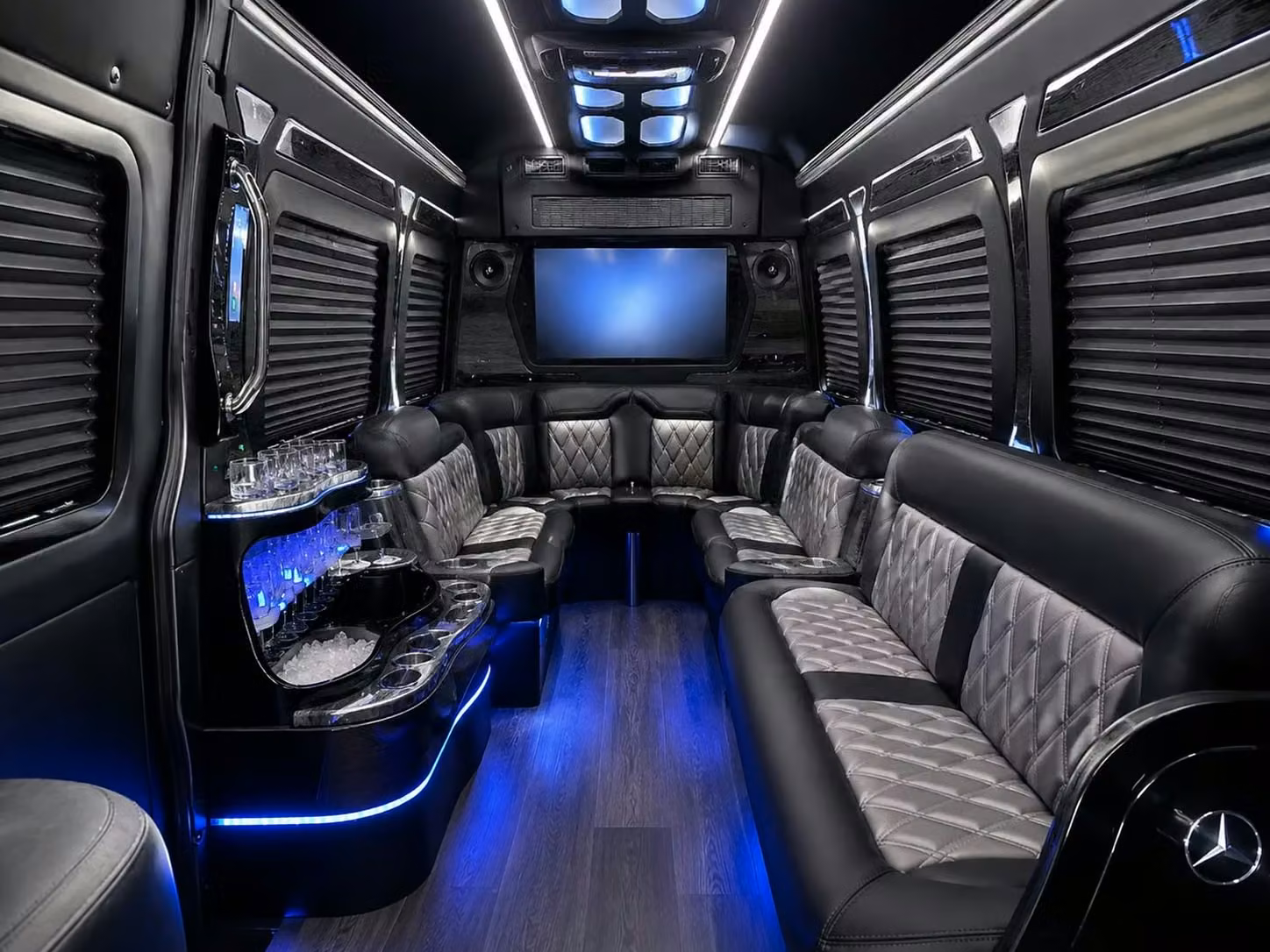 estero bus rentals for any type of group
