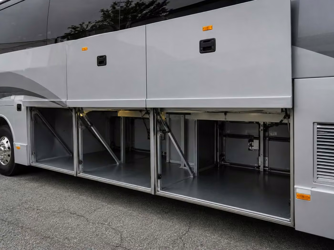 estero charter bus under bus storage